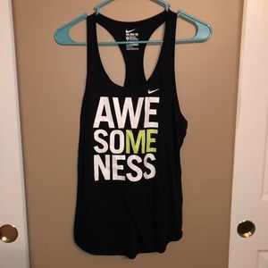 Nike drifit tank
